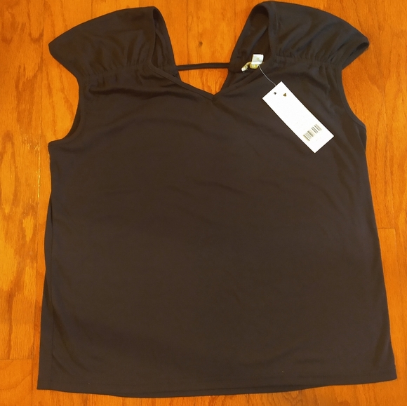 Cooper & Ella Black Top - Comfortable Fit - Black Blouse/Shirt (Size M) NWT - Picture 1 of 5